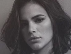 Bruna Marquezine arranca suspiros com novo visual
