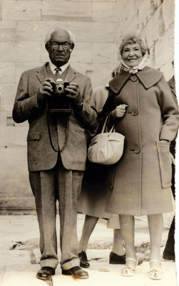 Roz parents--Israel and Greece, Aug. 1965.jpeg