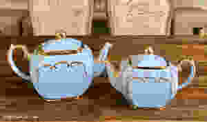 Sadler Teapots, 2 and 4 cup size
