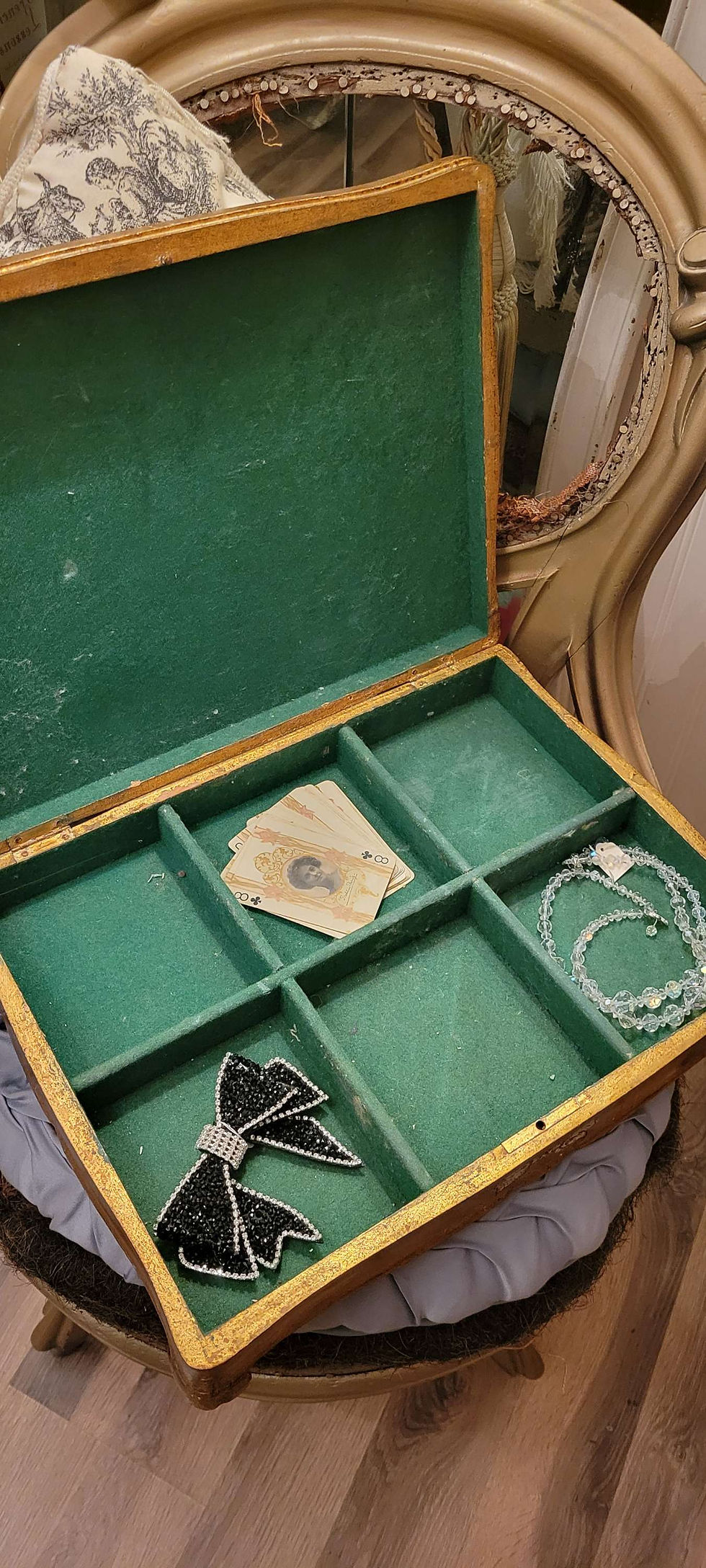 Thumbnail: SOLD:  Boîte Florentine / Florentine Box