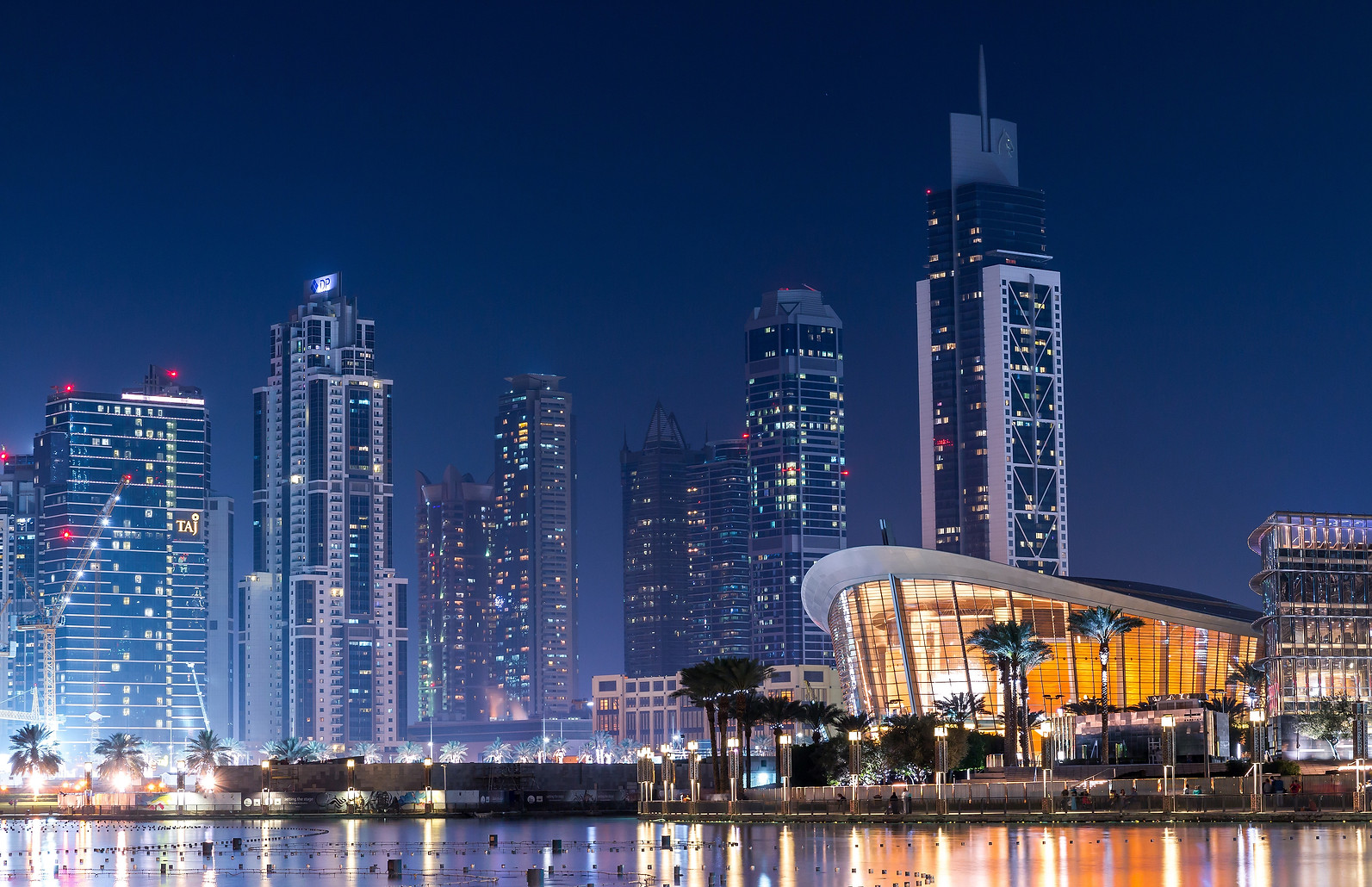 architecture-buildings-business-city-442