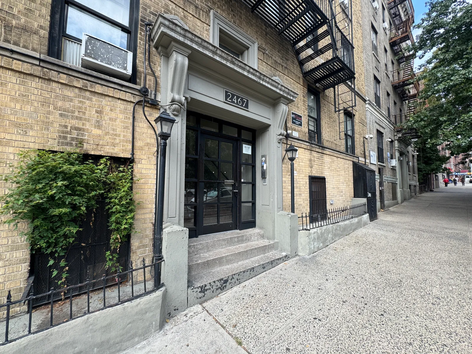 2467 University Avenue