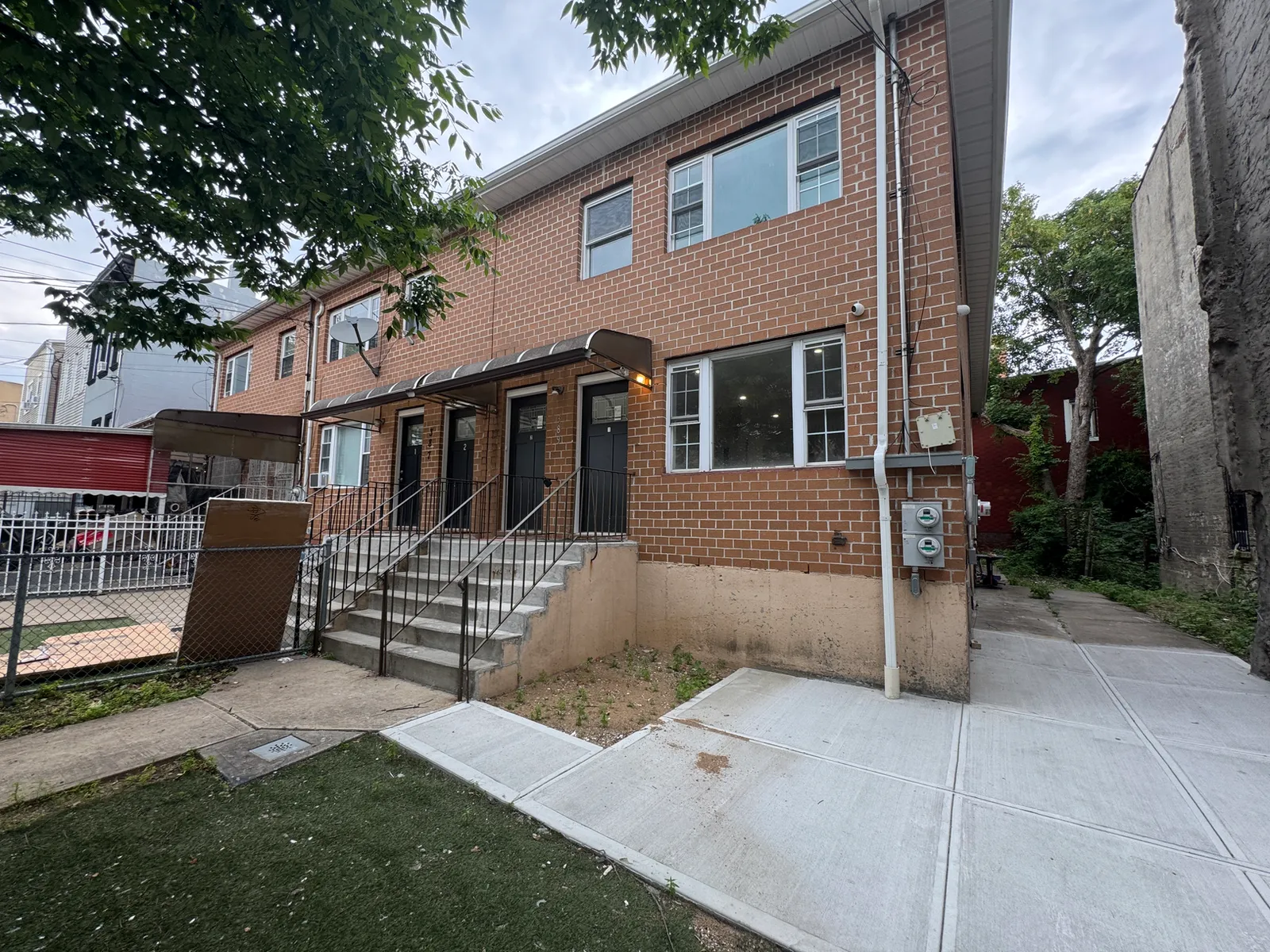 389 Jerome Street