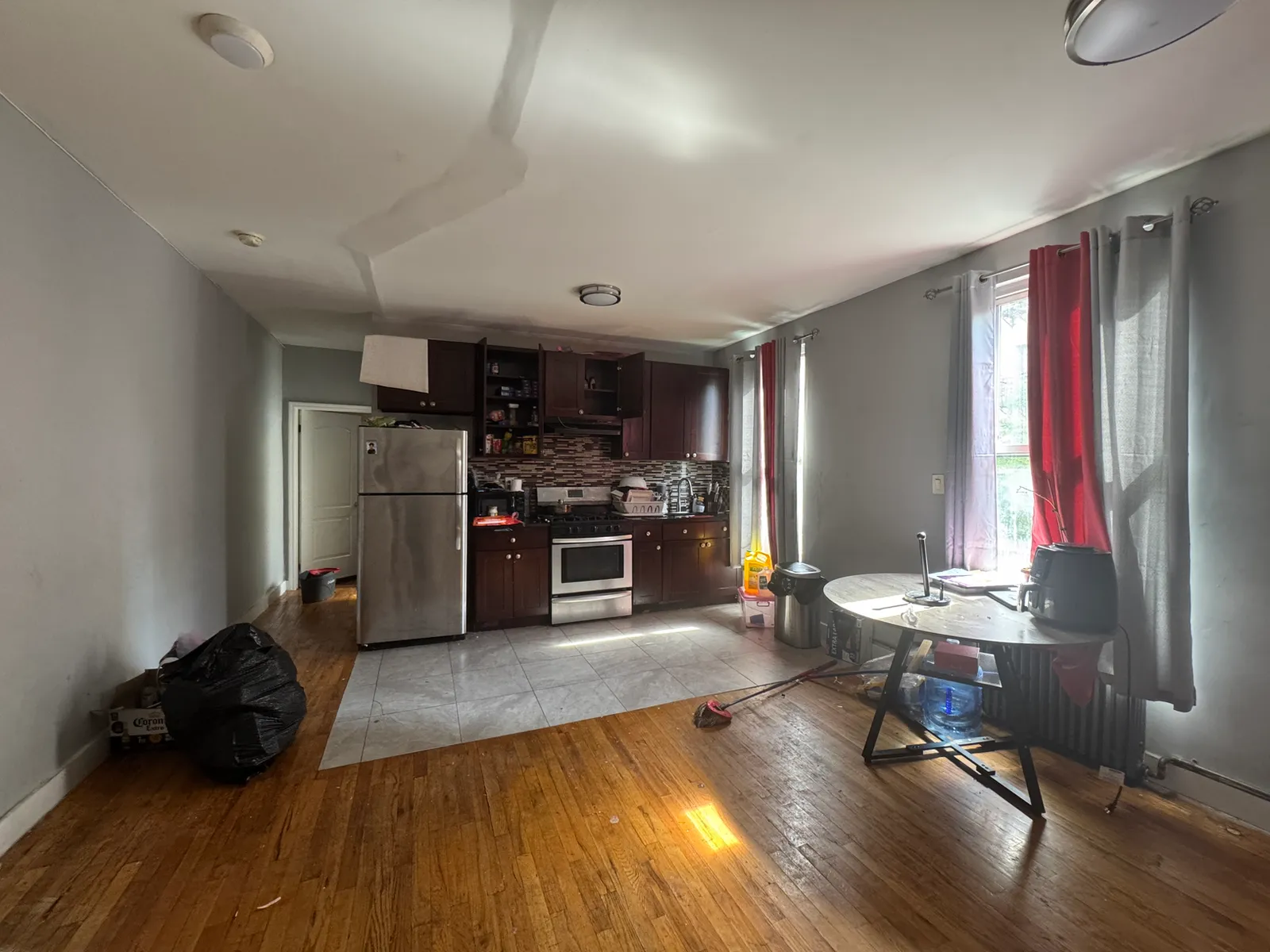 2401 Beaumont Avenue