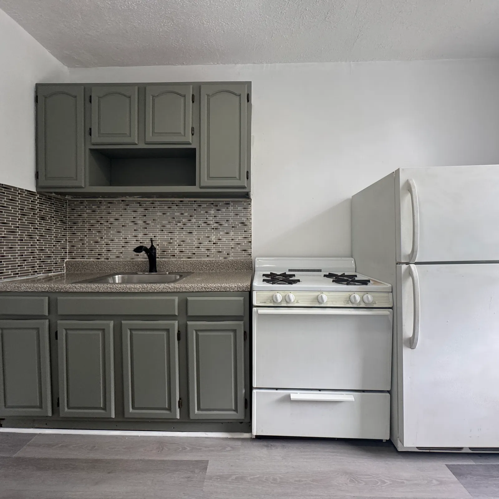 688 Courtlandt Avenue, Bronx, NY 10451