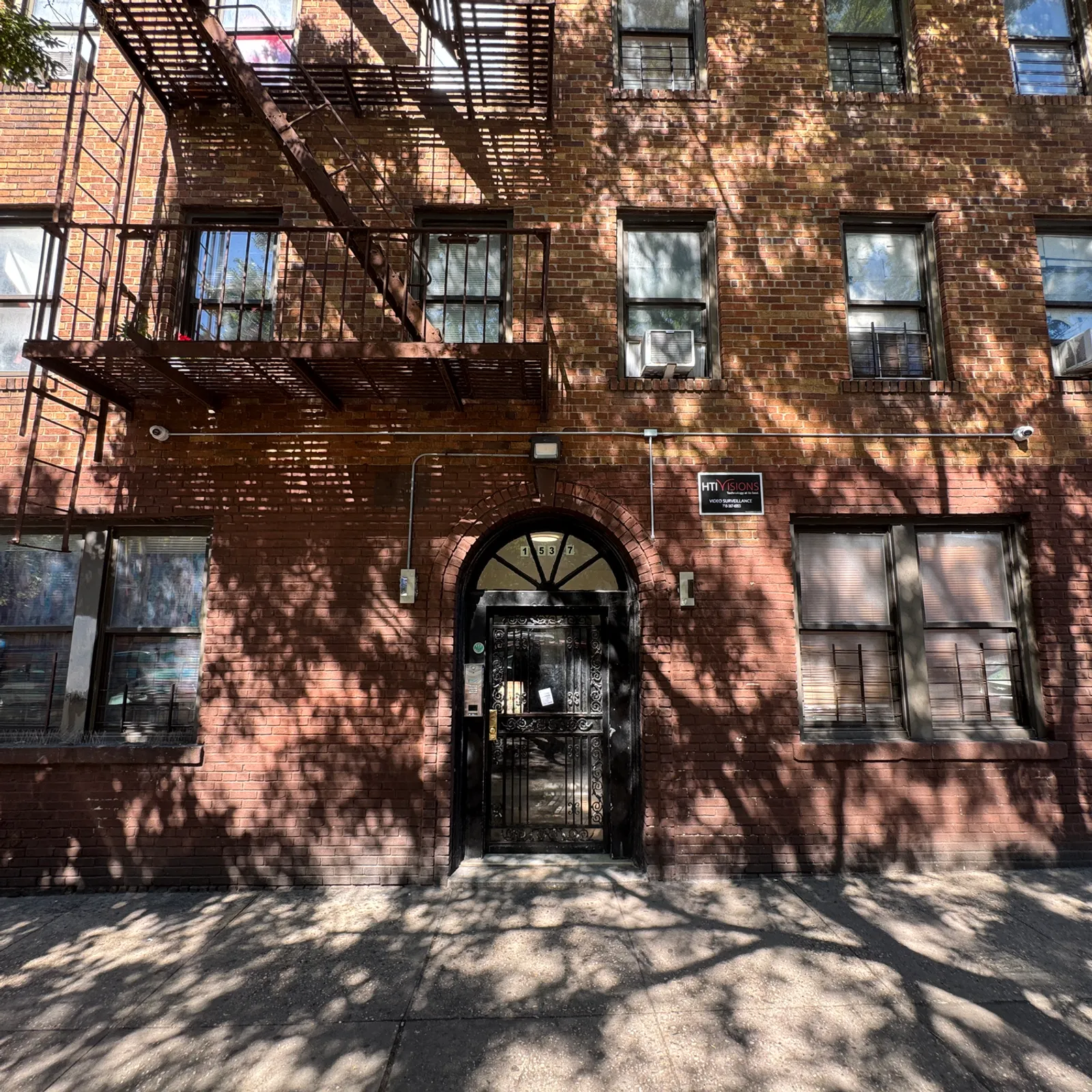 1537 White Plains Rd, Bronx, NY 10462, New York, NY