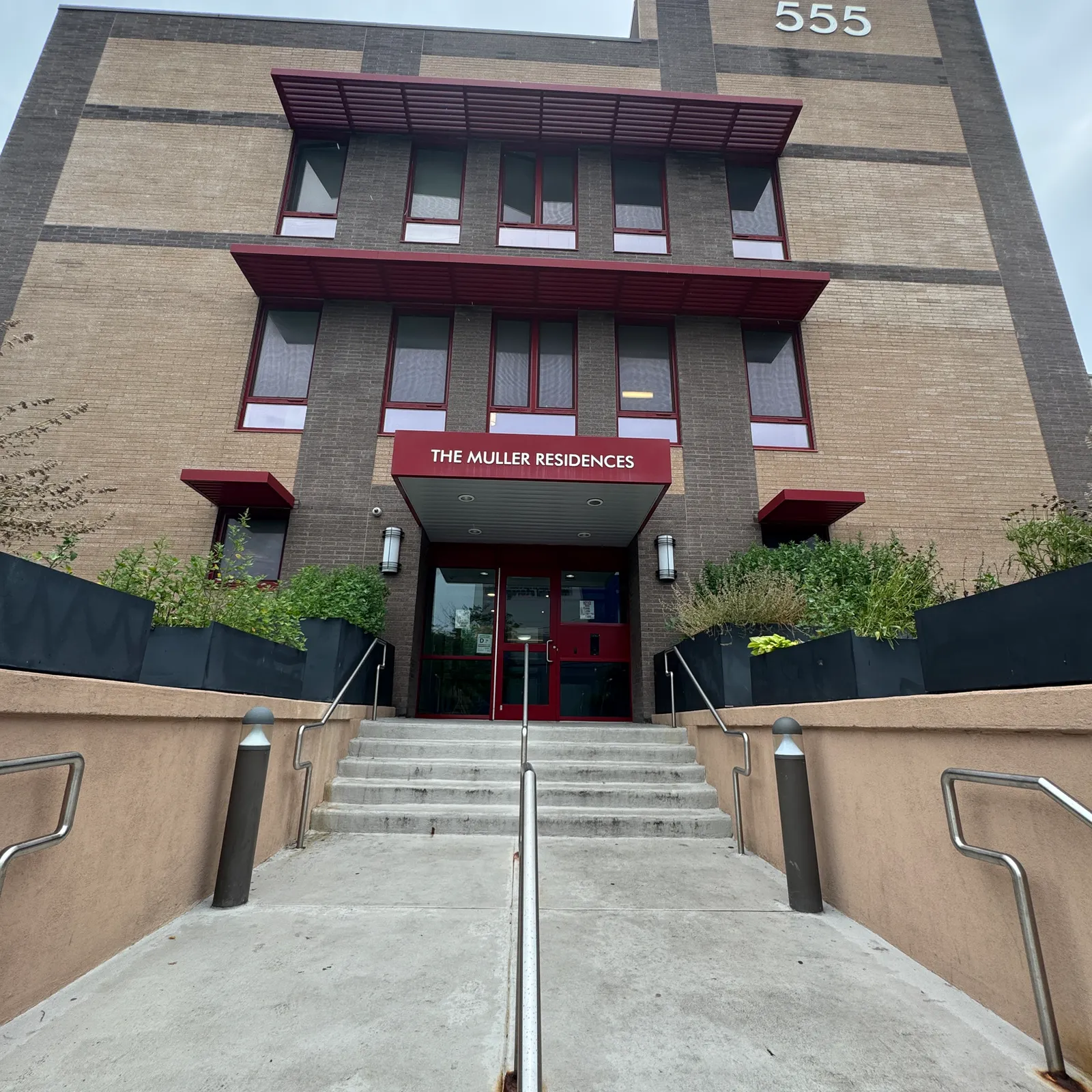 555 Nereid Avenue, Bronx, NY 10470