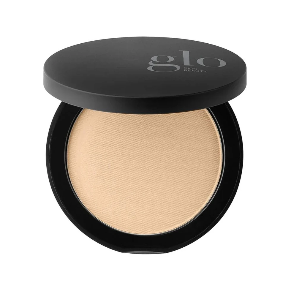 GLO SKIN BEAUTY PRESUOTA MINERALINĖ PUDRA Golden Medium