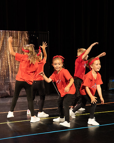 Hip Hop Red - Performance