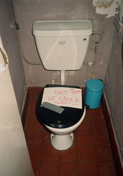 Out of order, Manchester, 2017.jpg