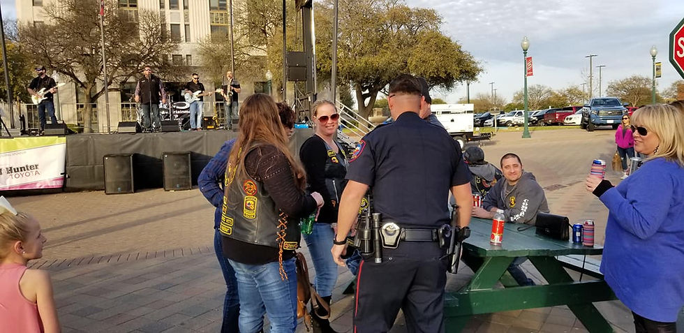 54437332_2343656972333476_2436390687659261952_n