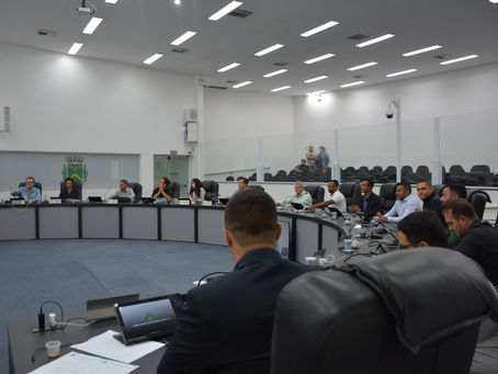 VEREADORES APROVAM LOA COM EMENDA PARA INVESTIMENTOS NA ÁREA DA SAÚDE MUNICIPAL.