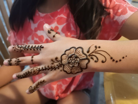 Henna for Holiday Parties in the Phoenix Metro