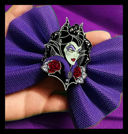 Charlie Heartbreaker Hair Bows