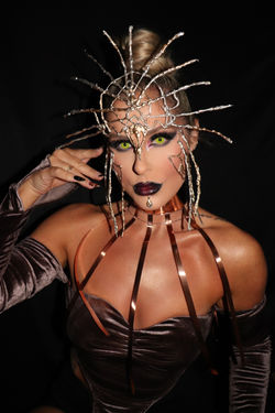 Aurelia of the Shattered Lattice