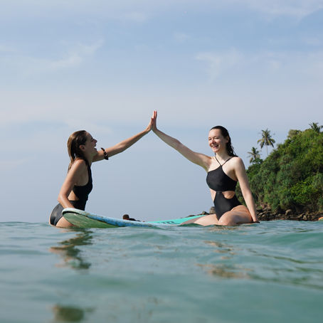 Announcing the Collaboration between Surf by Sachee and Sessions Travel