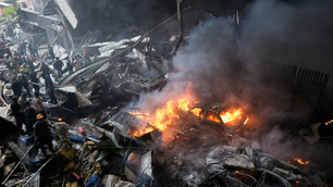 ISRAEL A ROUGE STATE, CEASE-FIRE IN JEOPARDY, HEZBOLLAH RETALIATES | ISRAELI AIRSTRIKE THAT TARGETED AN APARTMENT BUILDING | PHOTO BY BILAL HUSSEIN