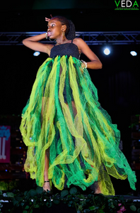 KEVIN EDWARDS & VICTORIA MASON PRESENTS: THE WALKING TALL FASHION SHOW | PHOTO BY MICHAEL THERVIL |