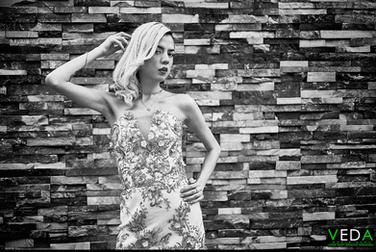 LA MODELO PROFESIONAL CRISTAL VALENZUELA: UNA BELLEZA SIN IGUAL | FOTO DE MICHAEL THERVIL | VEDA WOR