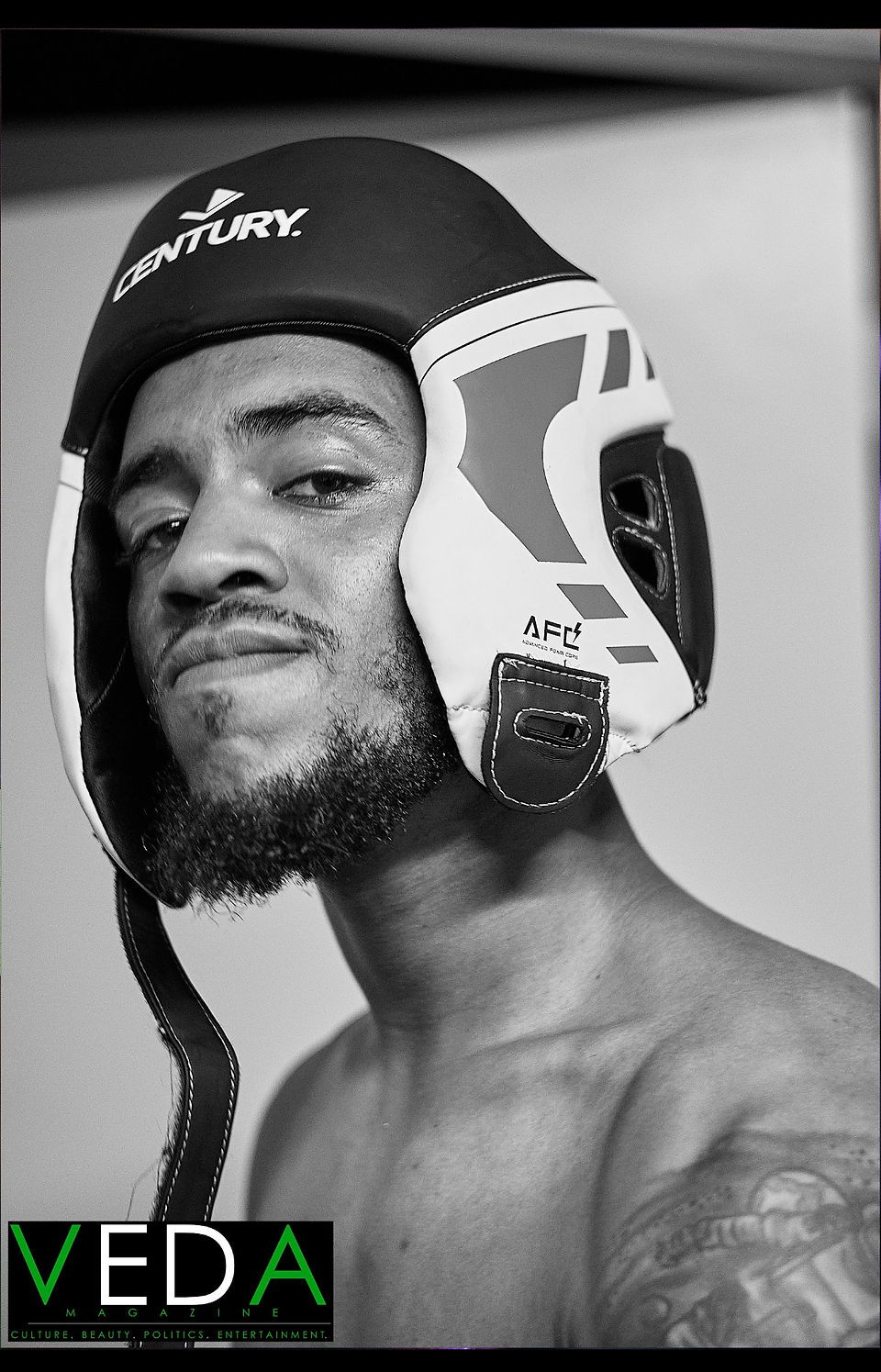 VEDA Magazine Raw No Cut Boxing