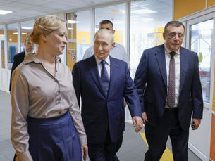 RUSSIAN PRESIDENT VLADIMIR PUTIN VISIT’S KURIL ISLAND JAPAN'S PM SANAE TAKAICHI PROTESTS | PHOTO COURTESY OF THE KREMLIN