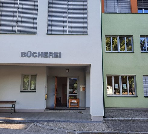 Eingangsbereich Bücherei Pöggstall