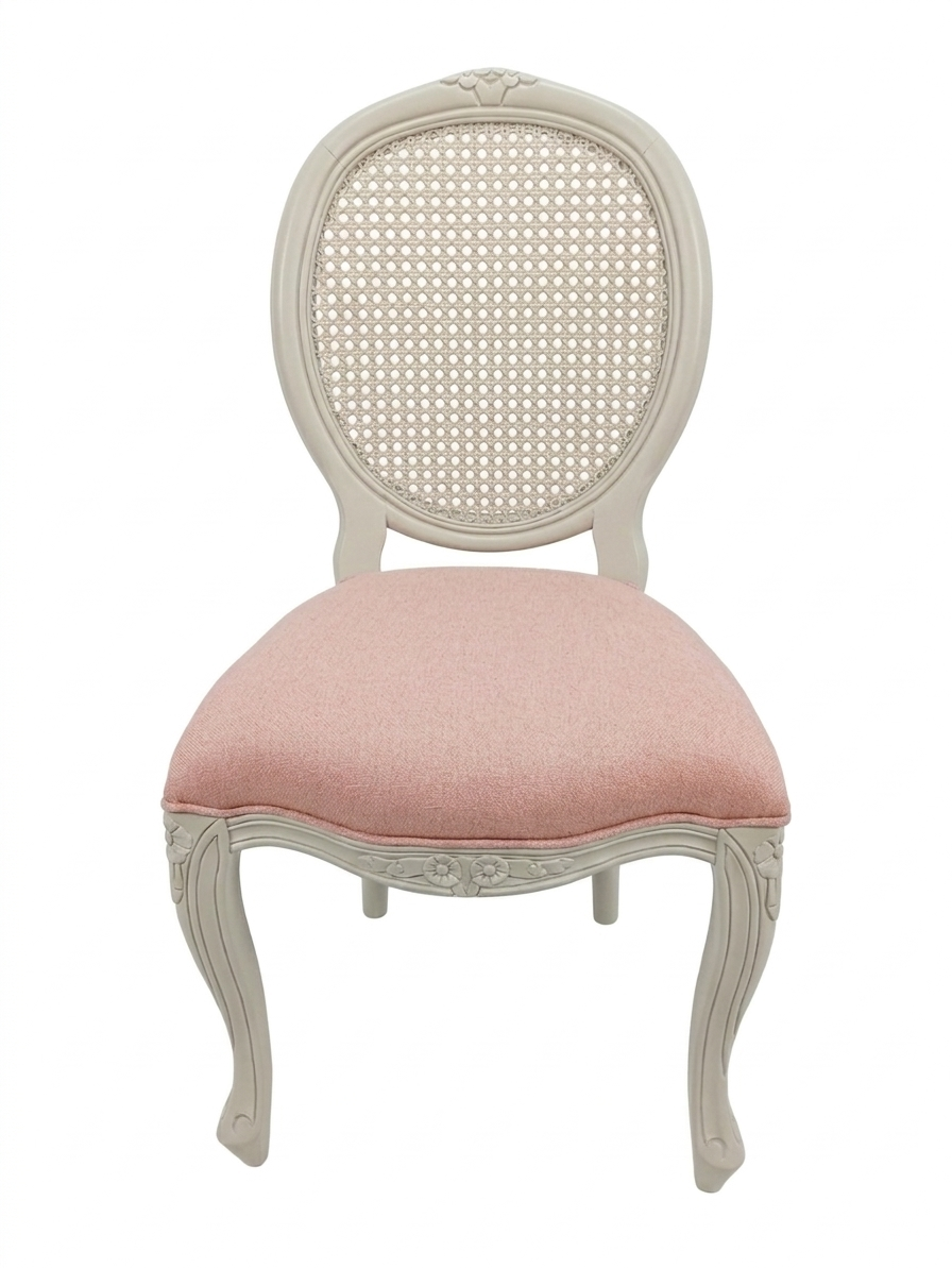 Miniatura: Cadeira Medalhão Entalhada