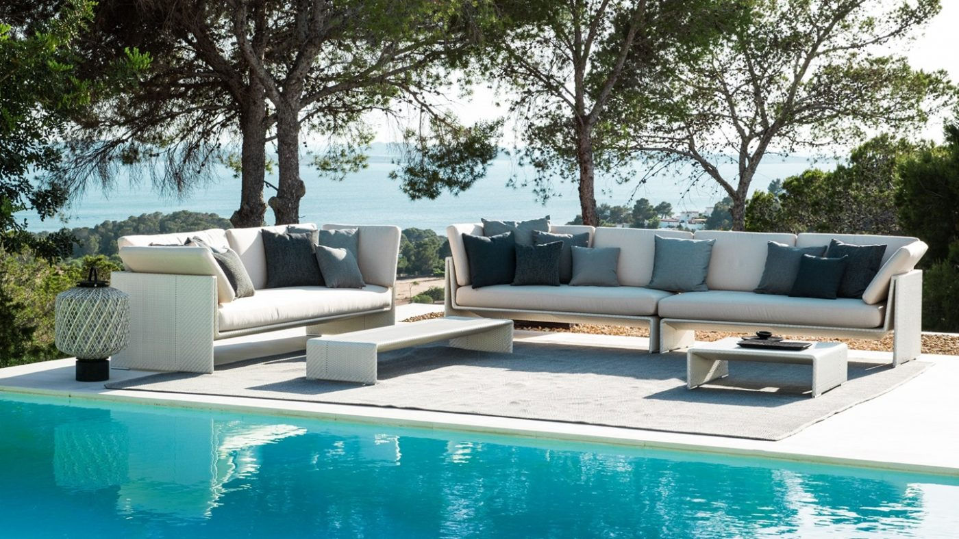 DEDON Outdoor Furniture, Dubai, Abu Dhabi. Dedon lighting, DEDON Doha, Dedon Qatar, DEDON KSA, DEDON Bahrain, DEDON KUWAIT, DEDON sofa, Dedon chair, Dedon daybed, The outdoor furniture collection includes furniture, garden chairs, garden tables, outdoor daybeds, lounge seating, chaise lounge, outdoor benches, parasols & pool umbrellas, modern patio furniture sets