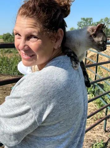 Anne and kitty.webp
