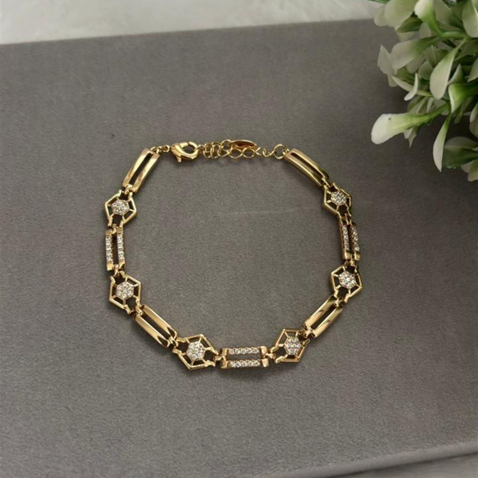Veda Chain Bracelet