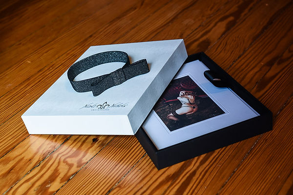 Boudoir-Print-Boxes-7539-Denver-Boudoir-Photographer.jpg
