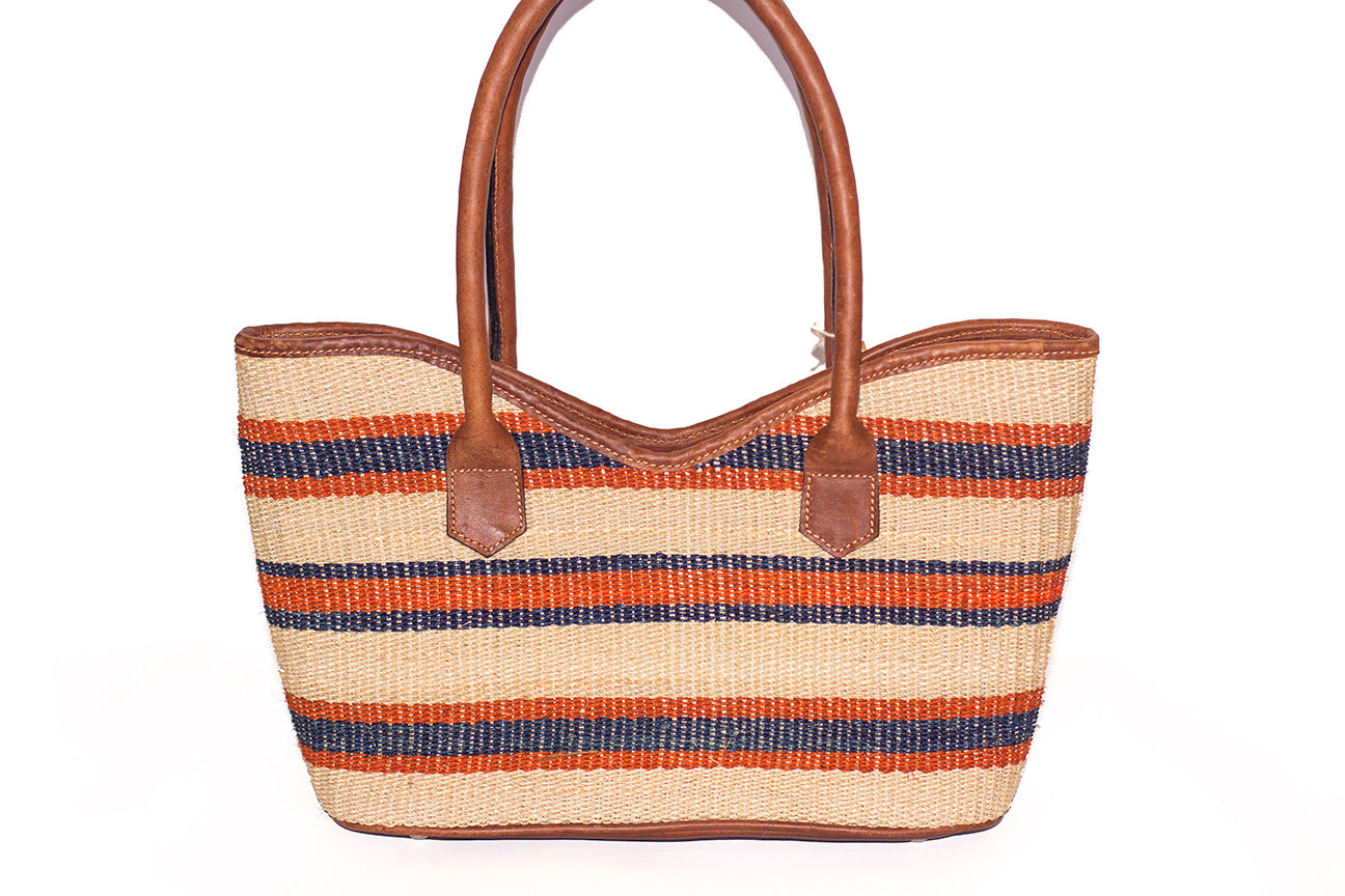 CHIQUIHUITE HOBO BAG
