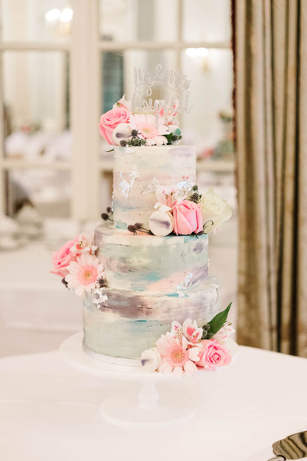 pastel colour wedding cake - RAC club wedding
