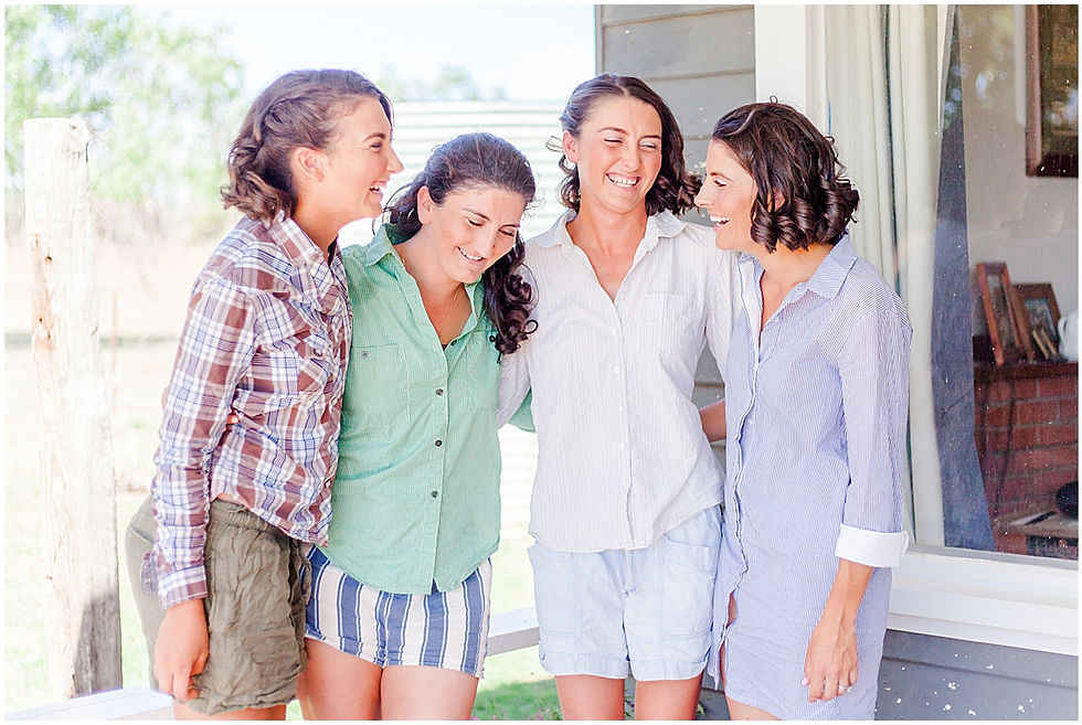 Wedding photography by Tauranga photographer, Erin Michele Thomson.