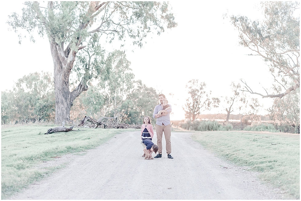 Erin Michele Thomson - Dubbo Photographer