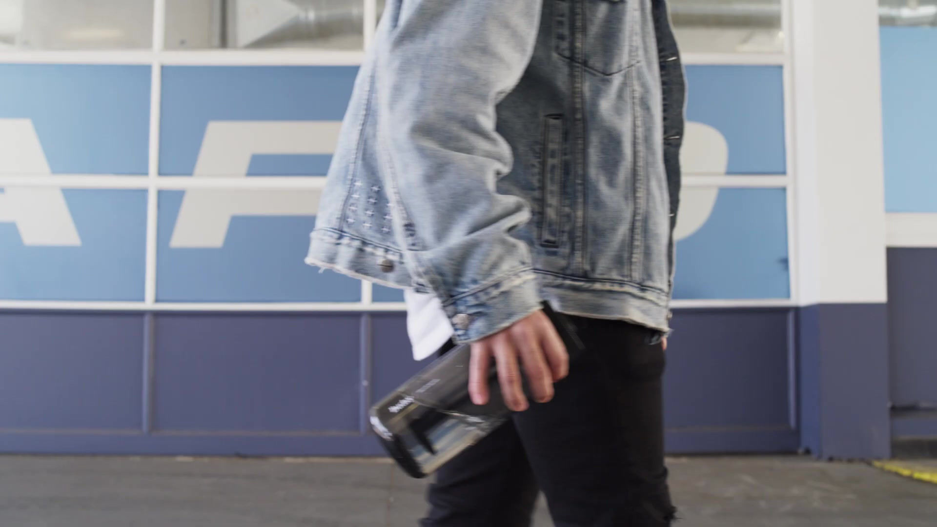 Budsy Colored Water Bottle Bong by Puffco