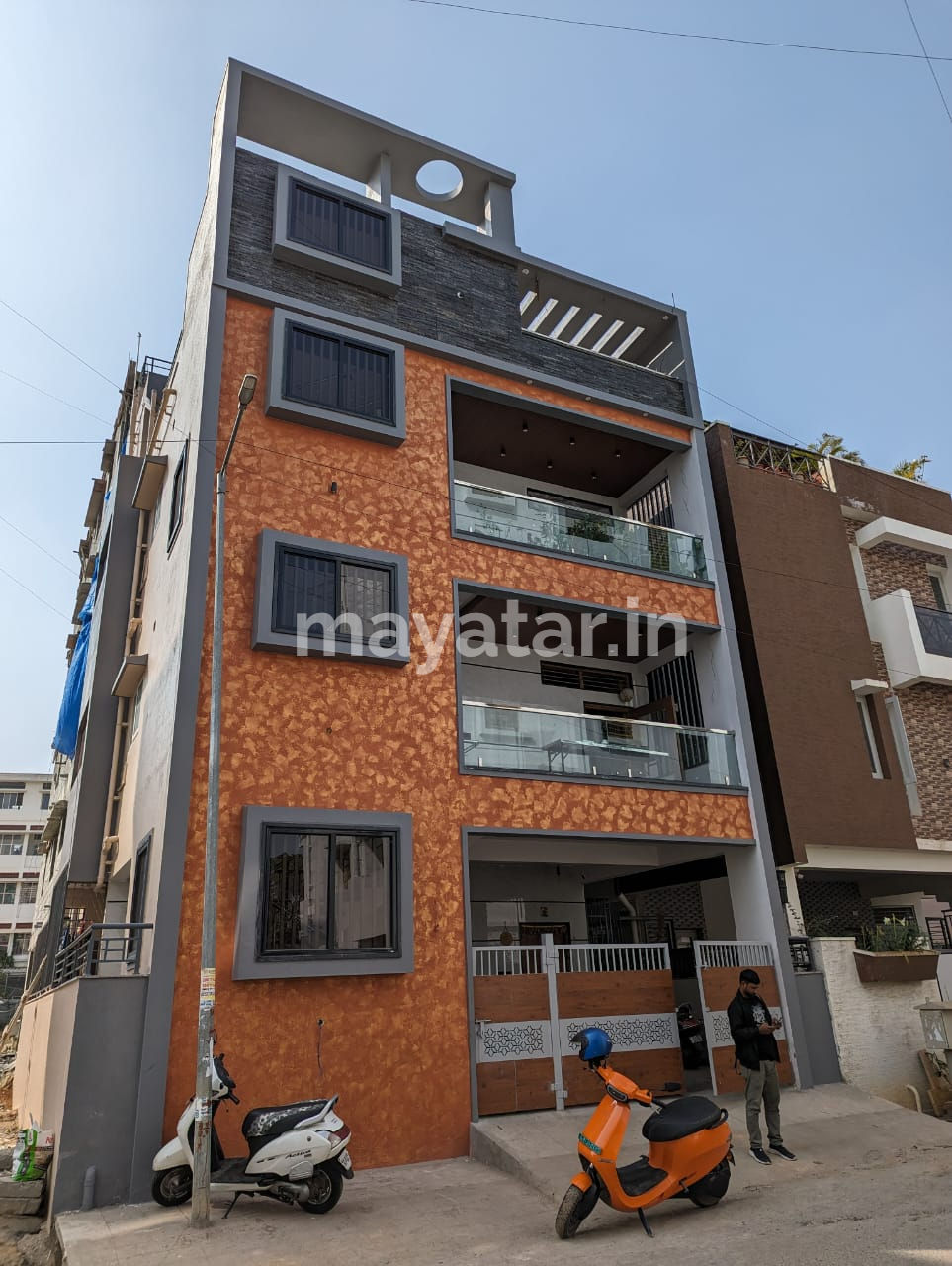 Modern Living in the Heart of Ramamurthy Nagar: 30x40 house plan by mayatar.in