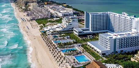 Cancun Getaway Review: RIU Palace Kulkulkan - Luxury and Relaxation in One