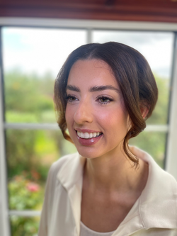 Soft glam bridal makeup