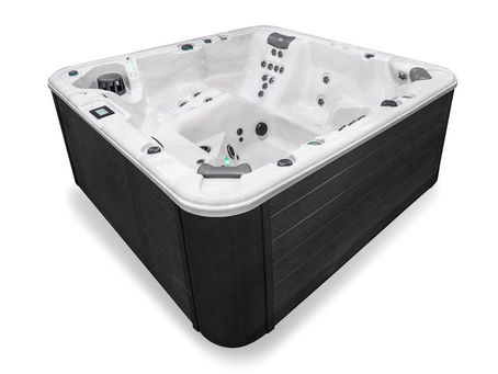 Broadmoor Hot Tub Review