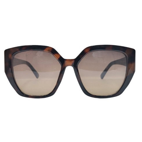 Oversized brown tortoiseshell sunglasses with gradient lenses for women