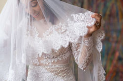 Cleveland wedding bride with veil