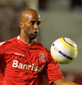 Fabinho-jogador-do-Internacional-durante-partida-pelo-Campeonato-Brasileiro-20-768x512.jpe