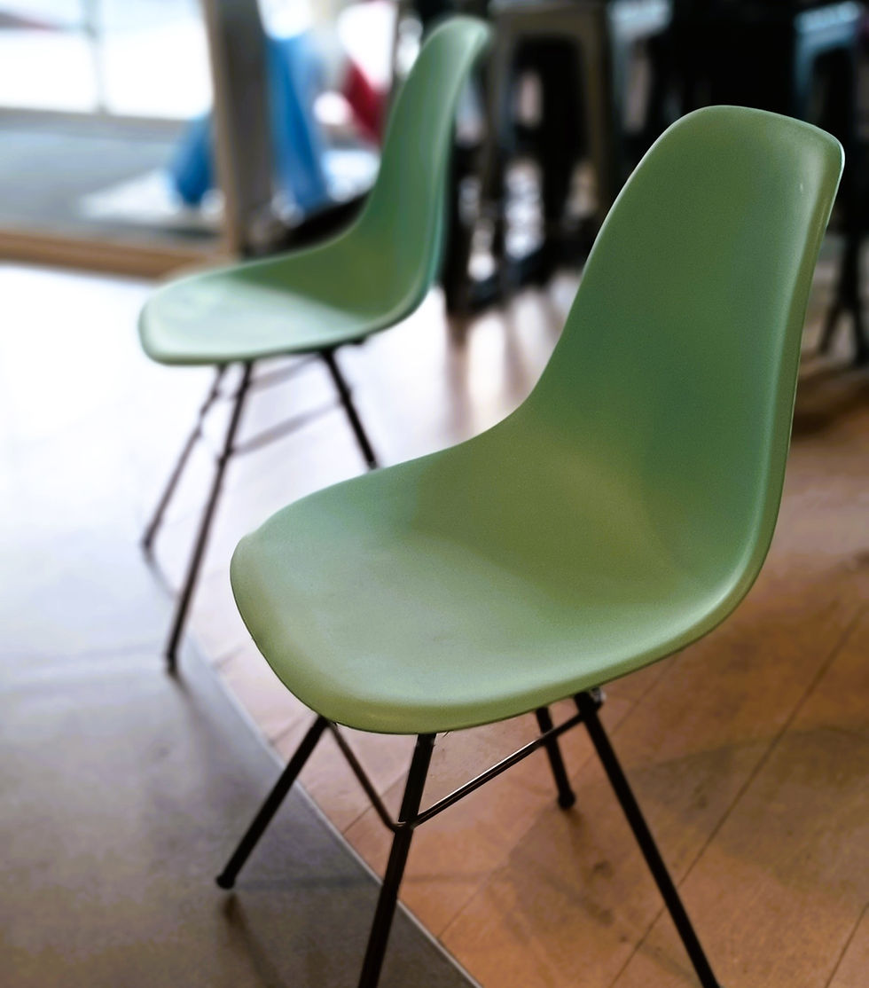 Chaise empilable
