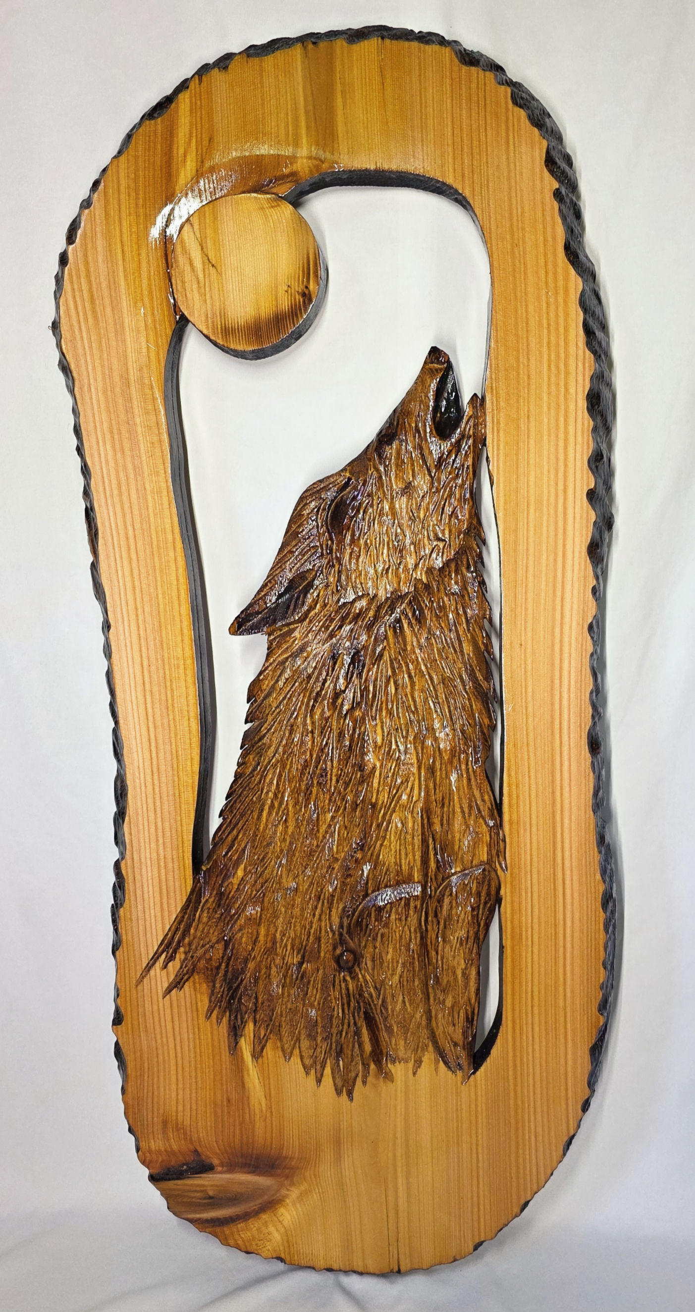 PNW Howling Wolf Carving