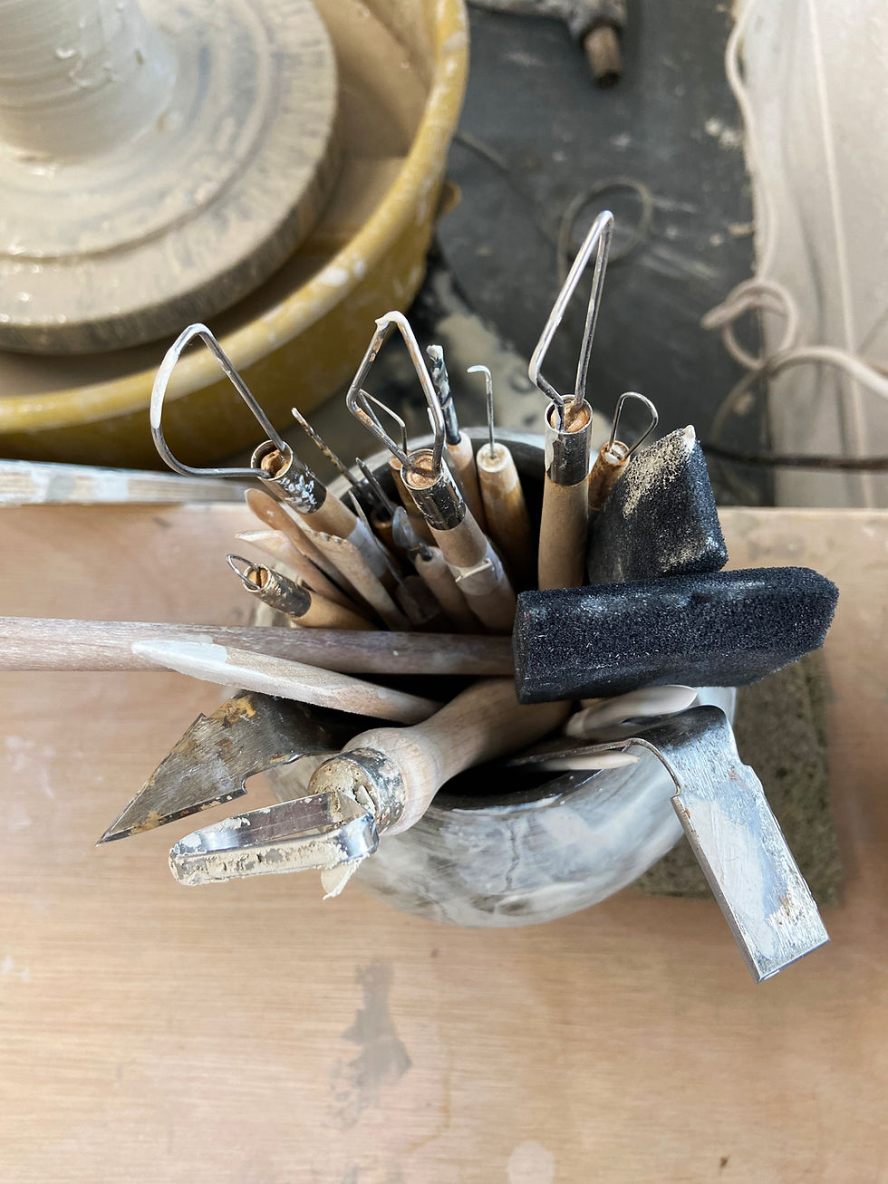 Pottery-tools-in-a-clay-pot