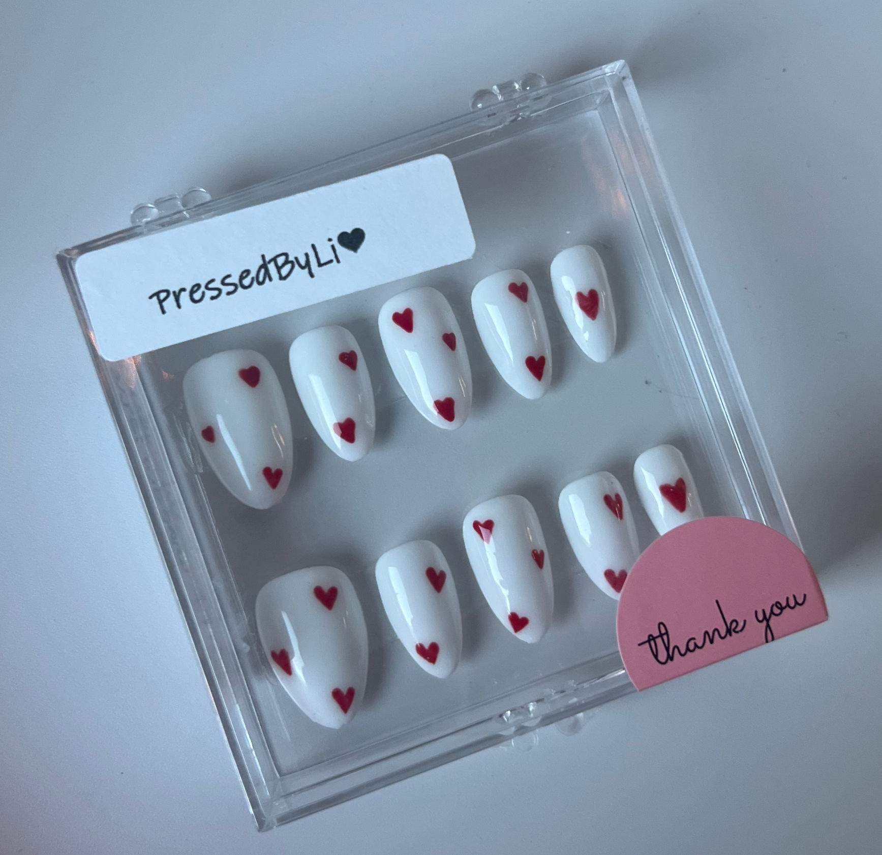 Queen of hearts nails