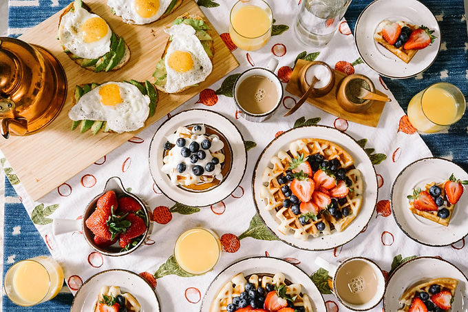 Festin de la table du petit-déjeuner