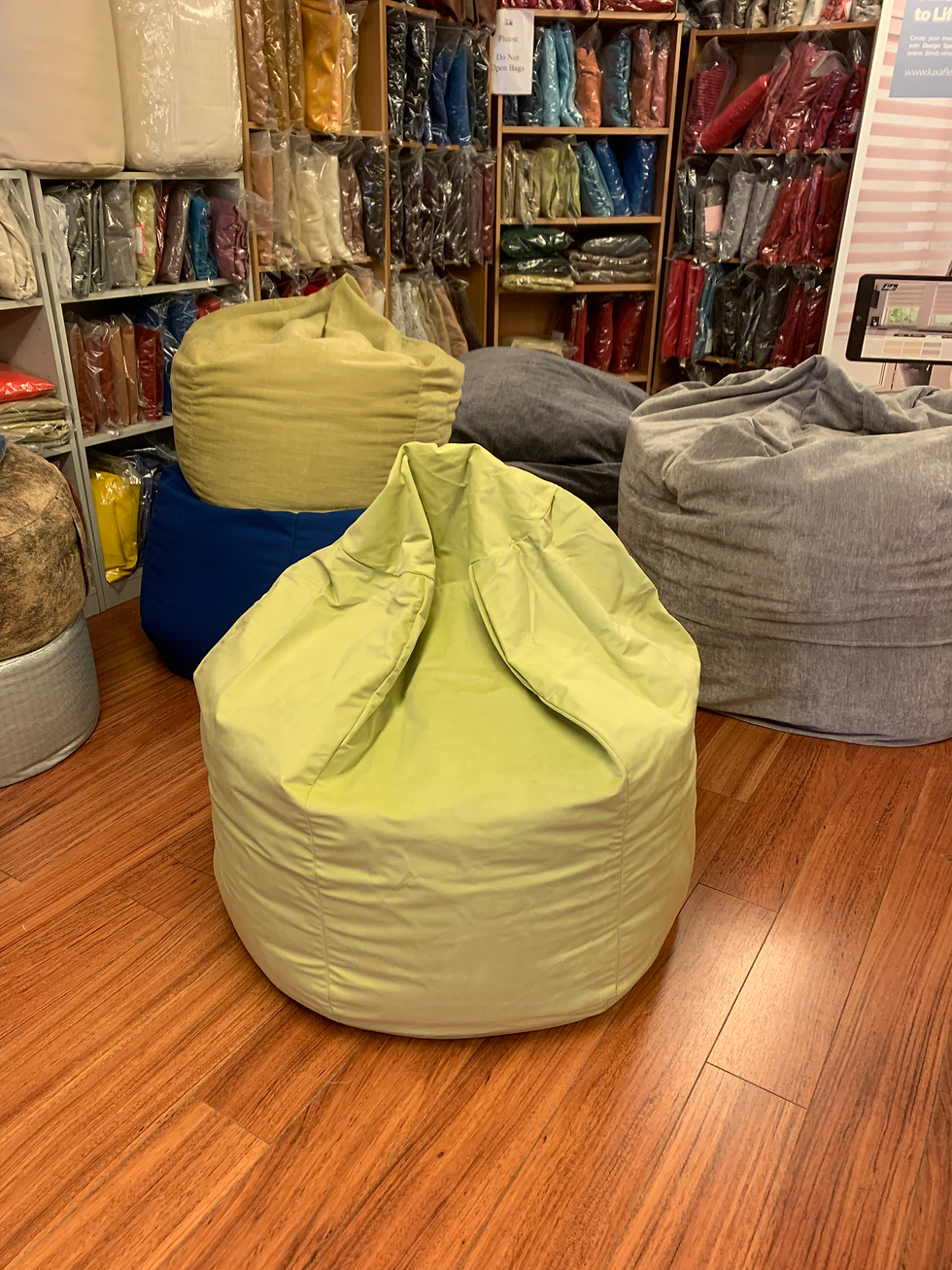 large soft apple green, removable cover & zipped liner