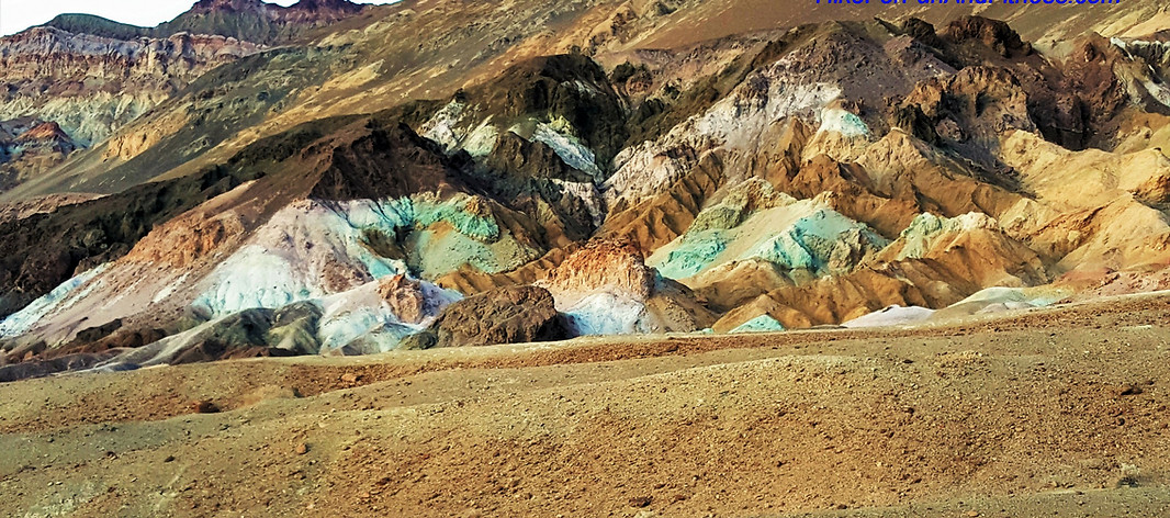 Artist's palette hike, Death valley